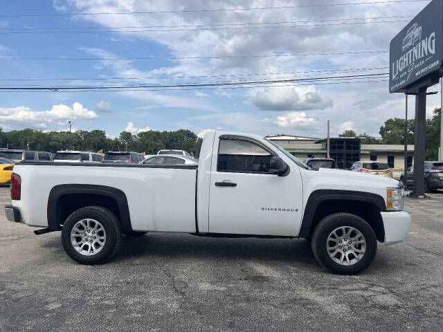 chevrolet silverado 1500 2009 1GCEC14X79Z129775 image chevrolet silverado 1500 2009 1GCEC14X79Z129775 image